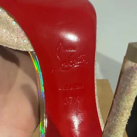 Christian Louboutin Izira - 37.5 - Picture 5 of 7